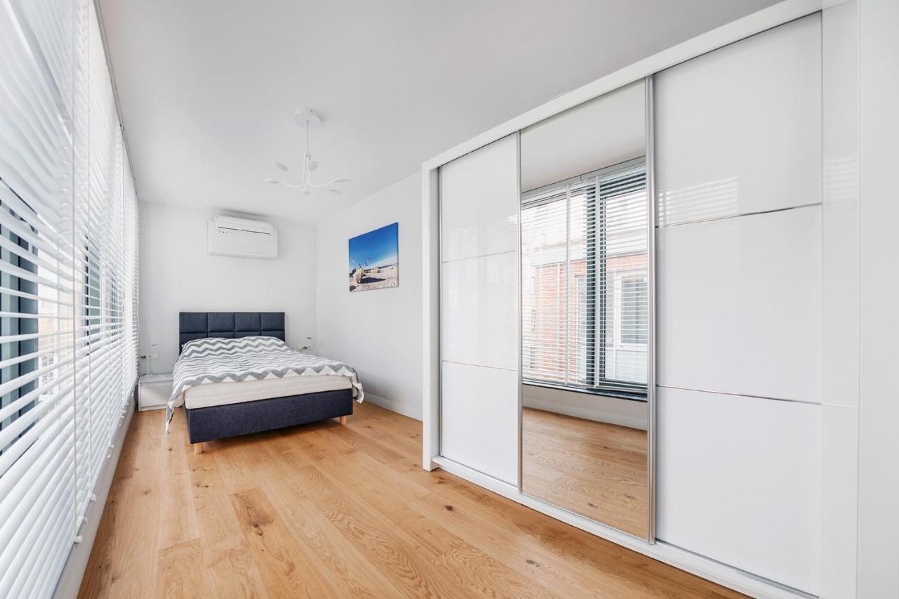 Viu Apartament Z Tarasem W Sercu Gdanska Exteriör bild